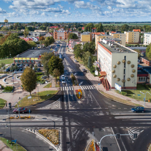 Braniewo, okolica Placu Pilsudskiego. EU, PL, Warm-Maz. Lotnicze.